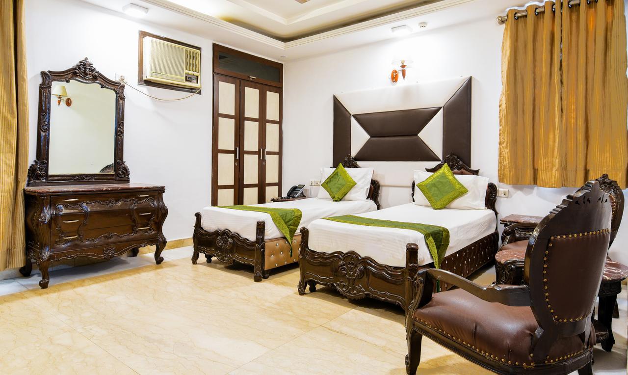 Hotel Baljeet Lodge Yeni Delhi Dış mekan fotoğraf